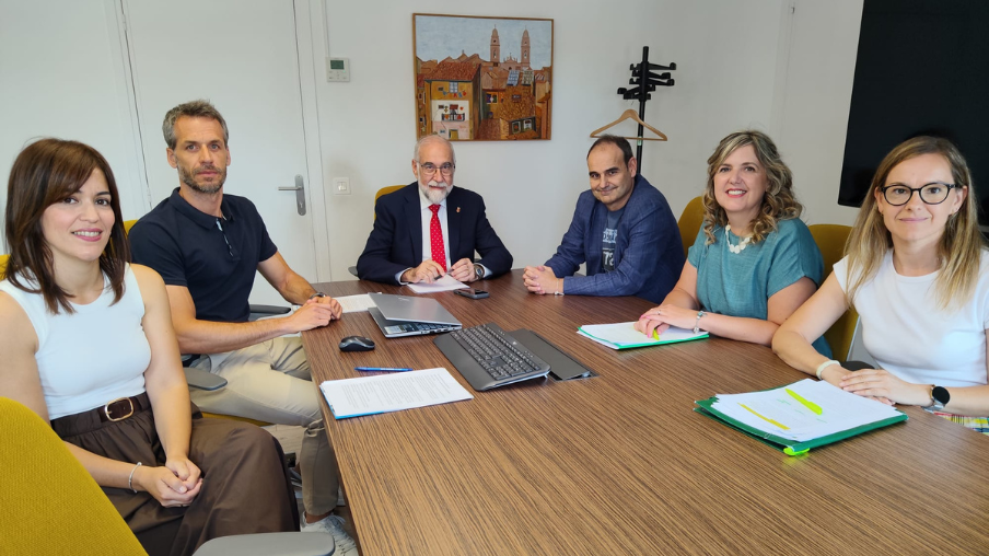 Fernando Domínguez, ANPE y SATSE _ Reunión enfermera escolar